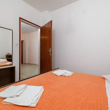 Petar Appartement Kampor