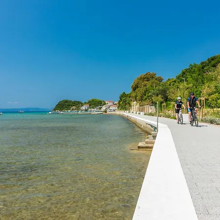 Petar Appartamento Kampor